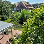 Haus Im Gruenen ベッド・アンド・ブレックファスト