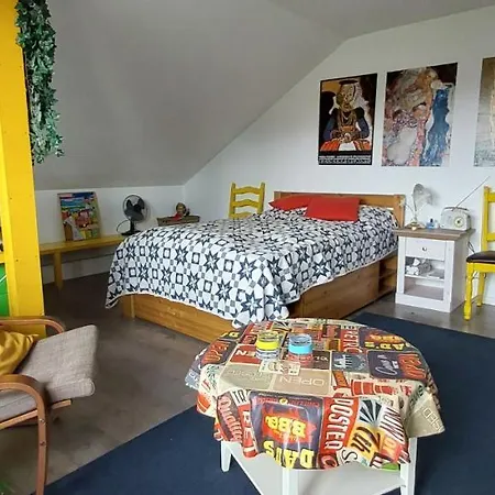 Haus Im Gruenen Bed and Breakfast *